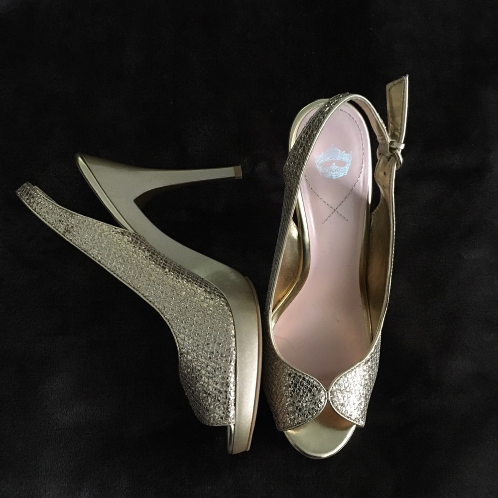 Gold Peep Toe Slingback Heel Shoe